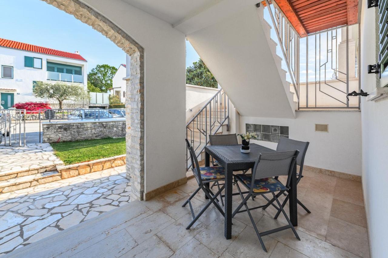 Apartman Inteuro Poreč Exterior foto
