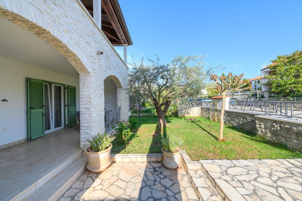 Apartman Inteuro Poreč Exterior foto
