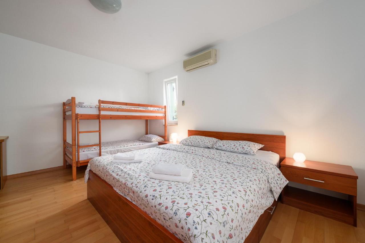 Apartman Inteuro Poreč Exterior foto