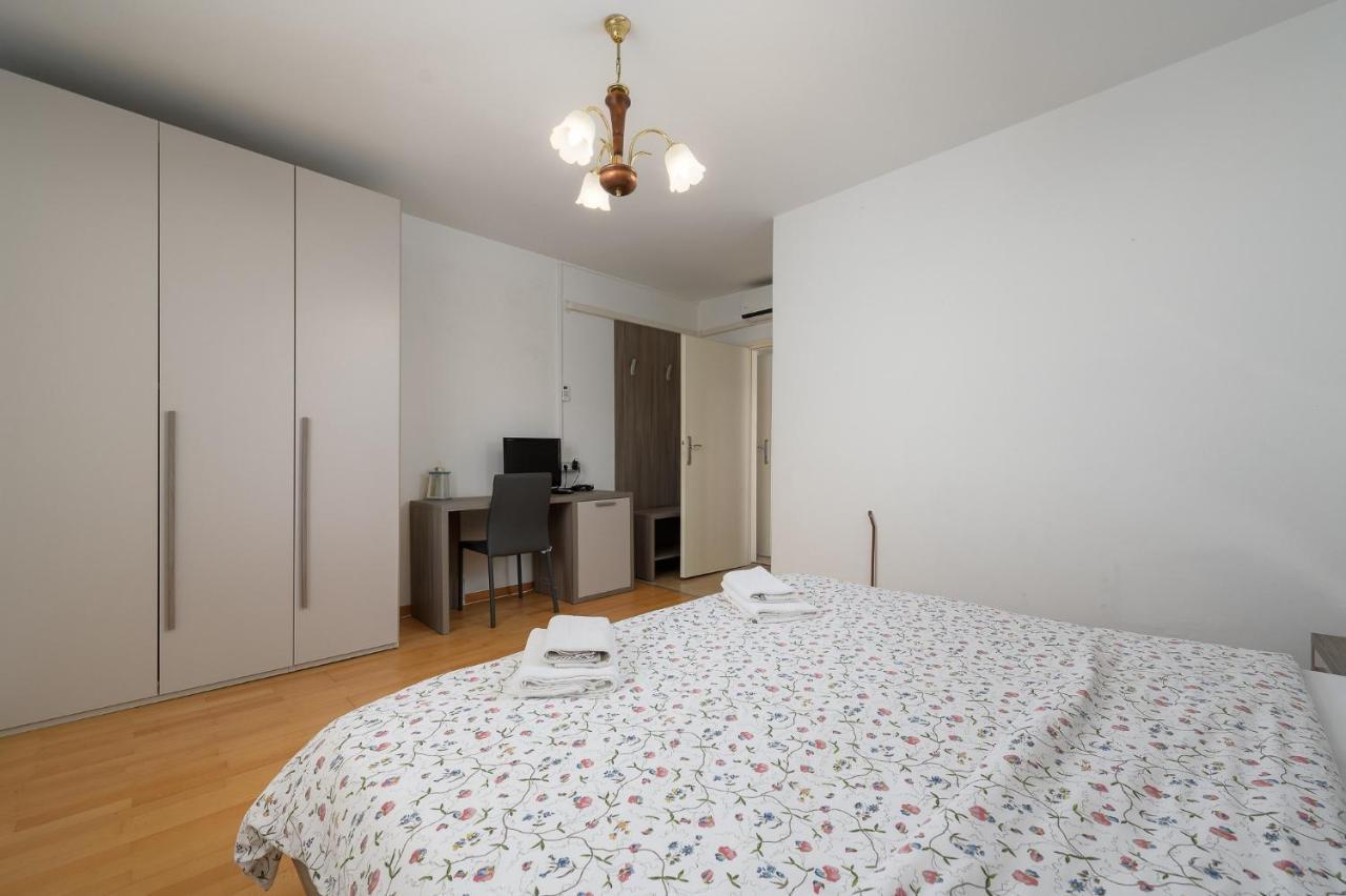 Apartman Inteuro Poreč Exterior foto