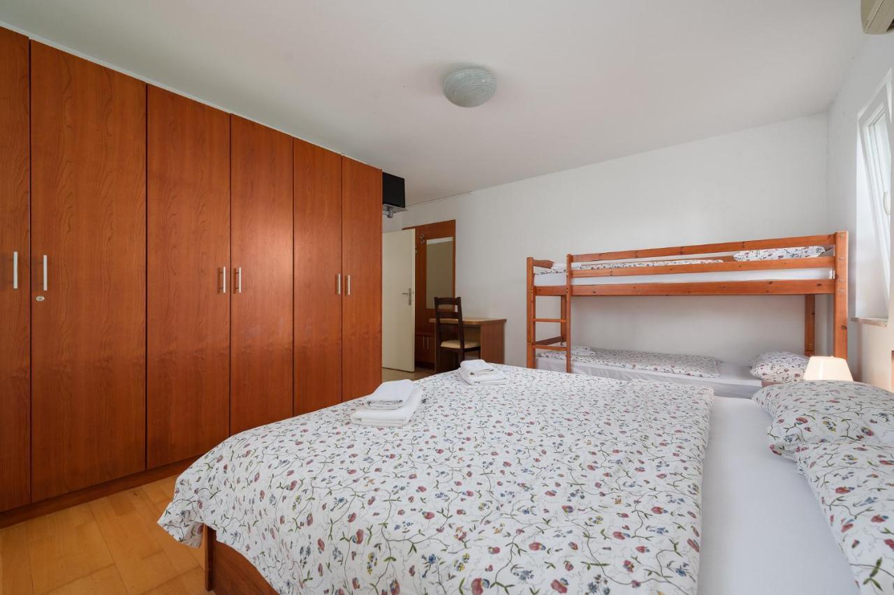 Apartman Inteuro Poreč Exterior foto